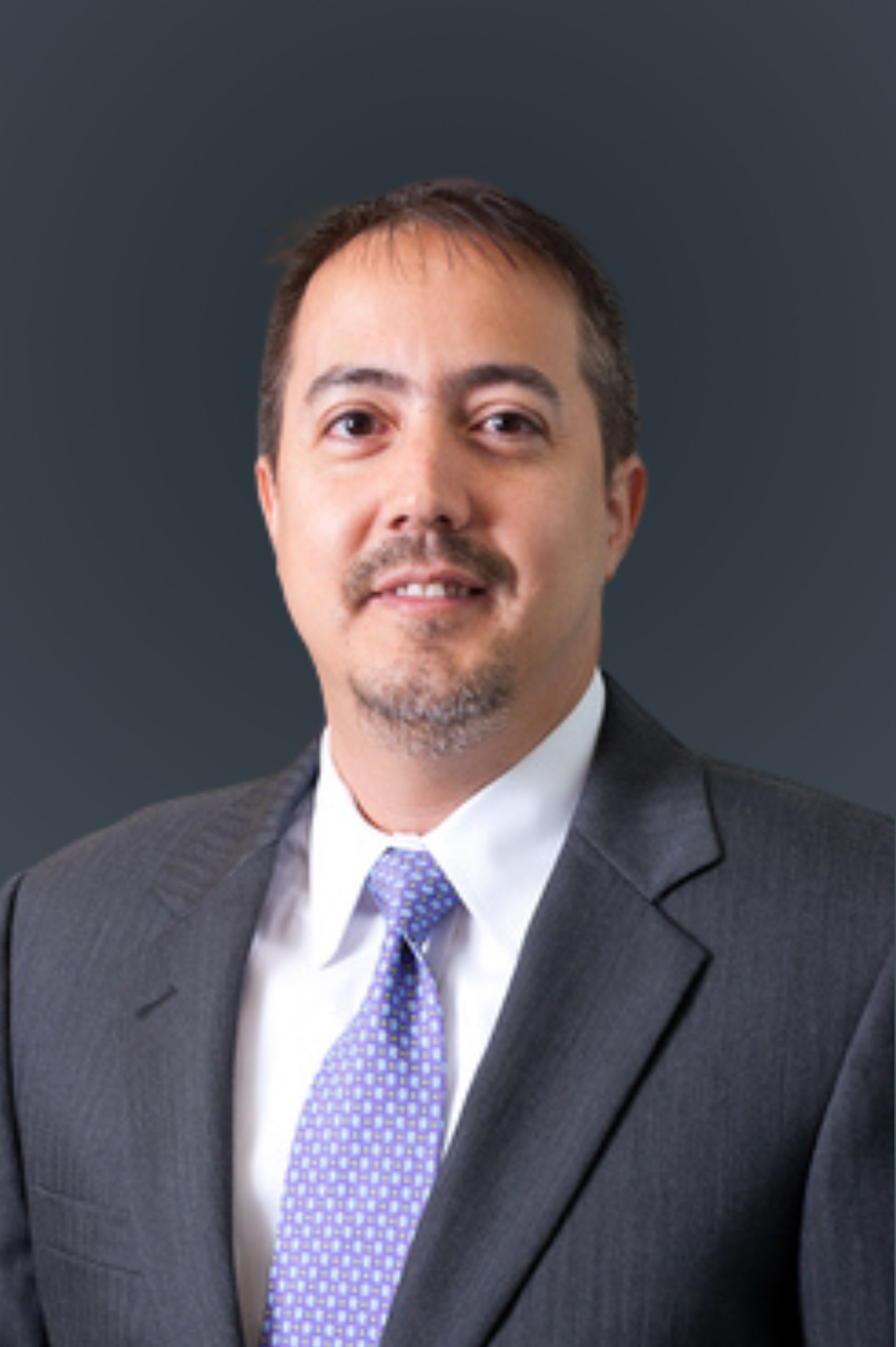 Daniel E. Galdona